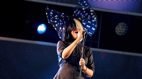 Sia : quand la publicité emprunte ses chansons 